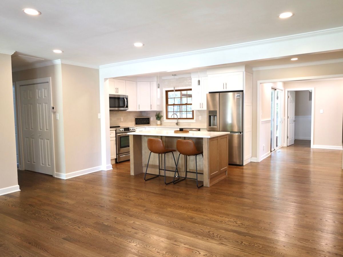 Wide kitchen and dining view